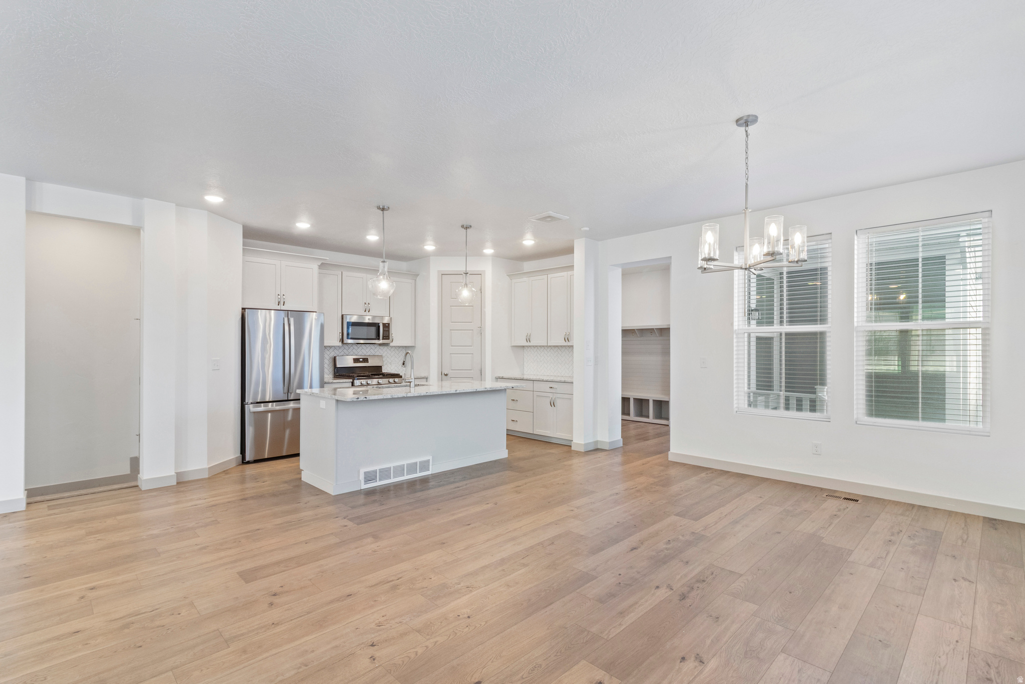 DAYBREAK - Residential Income