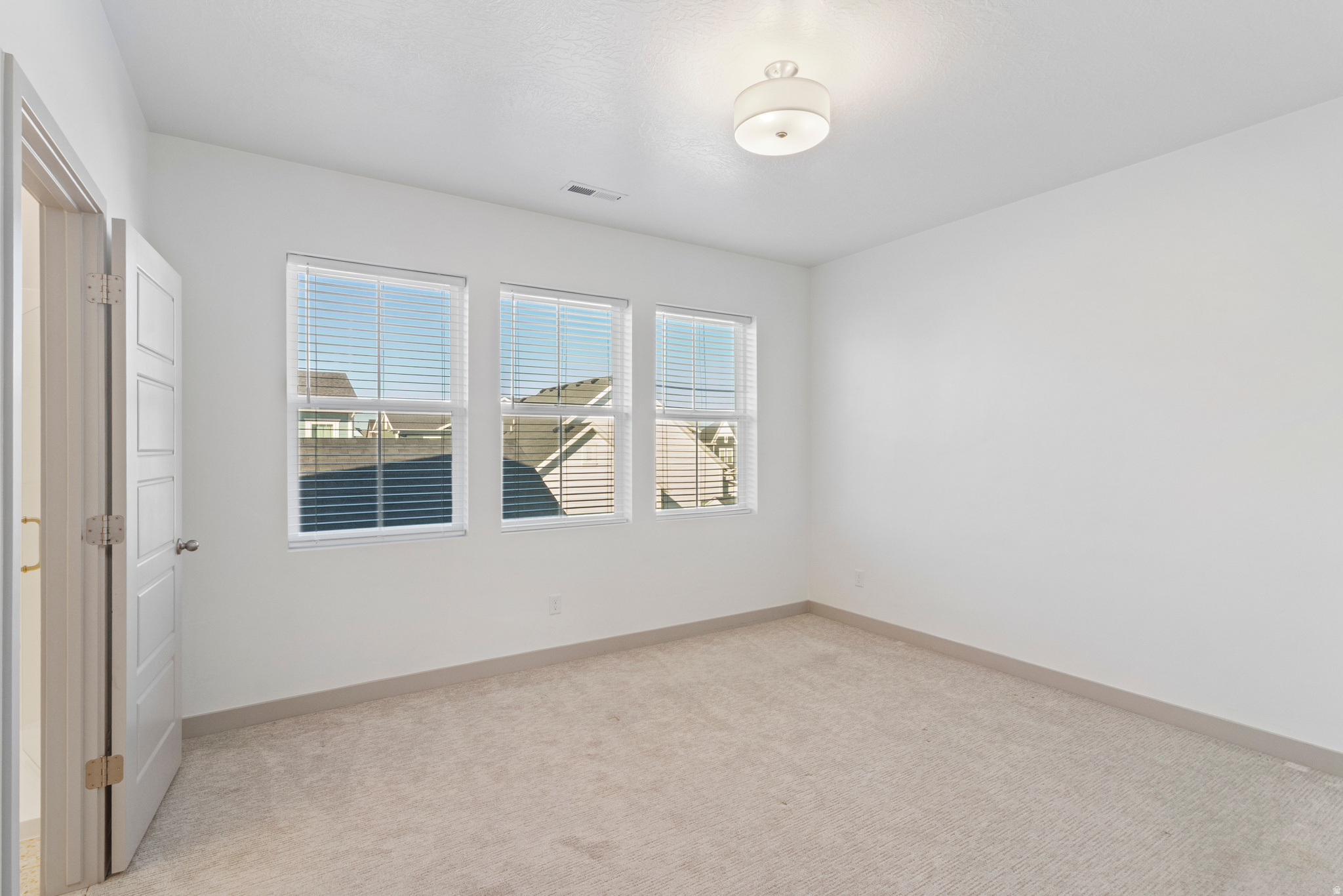 DAYBREAK - Residential Income