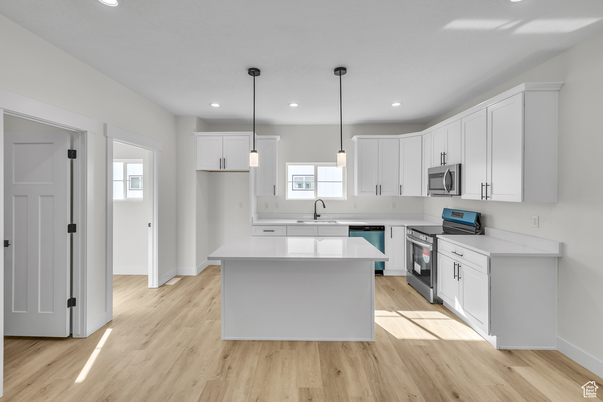 DEER RUN TWONHOMES - Residential