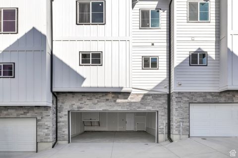 Tiny photo for 303 S 2700 E, South Weber, UT 84405 (MLS # 2113720)