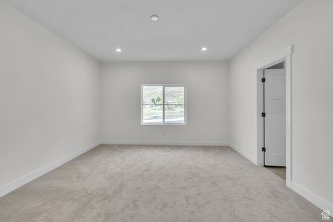 Tiny photo for 303 S 2700 E, South Weber, UT 84405 (MLS # 2113720)