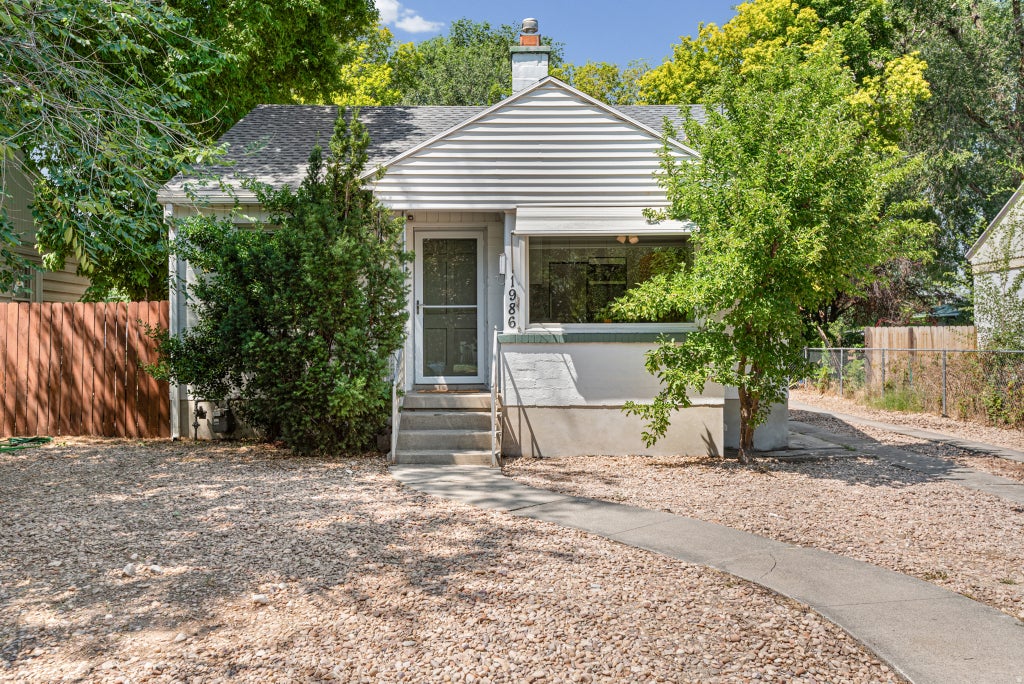 Photo of 1986 S RICHARDS ST, Salt Lake City, UT 84115 (MLS # 2176991)