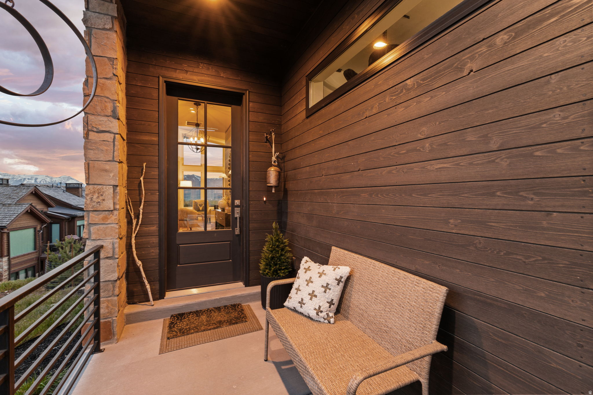 RED LEDGES - Residential