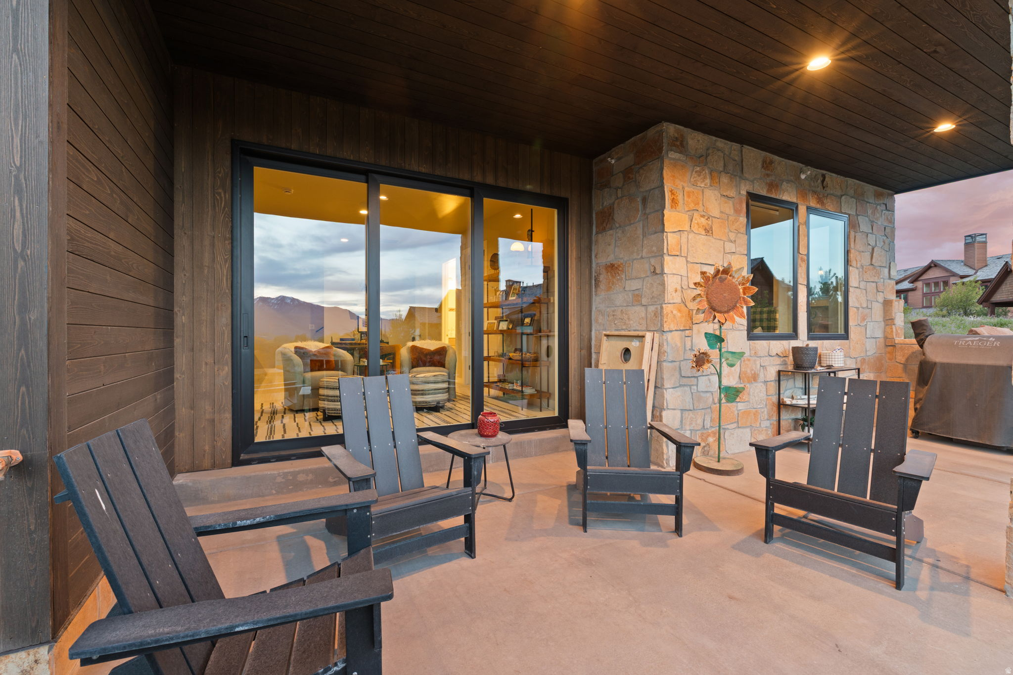 RED LEDGES - Residential