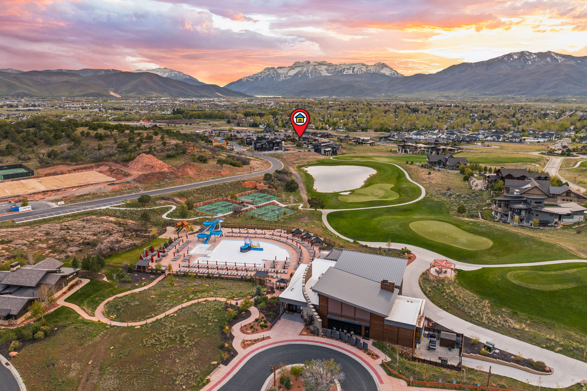 RED LEDGES - Residential