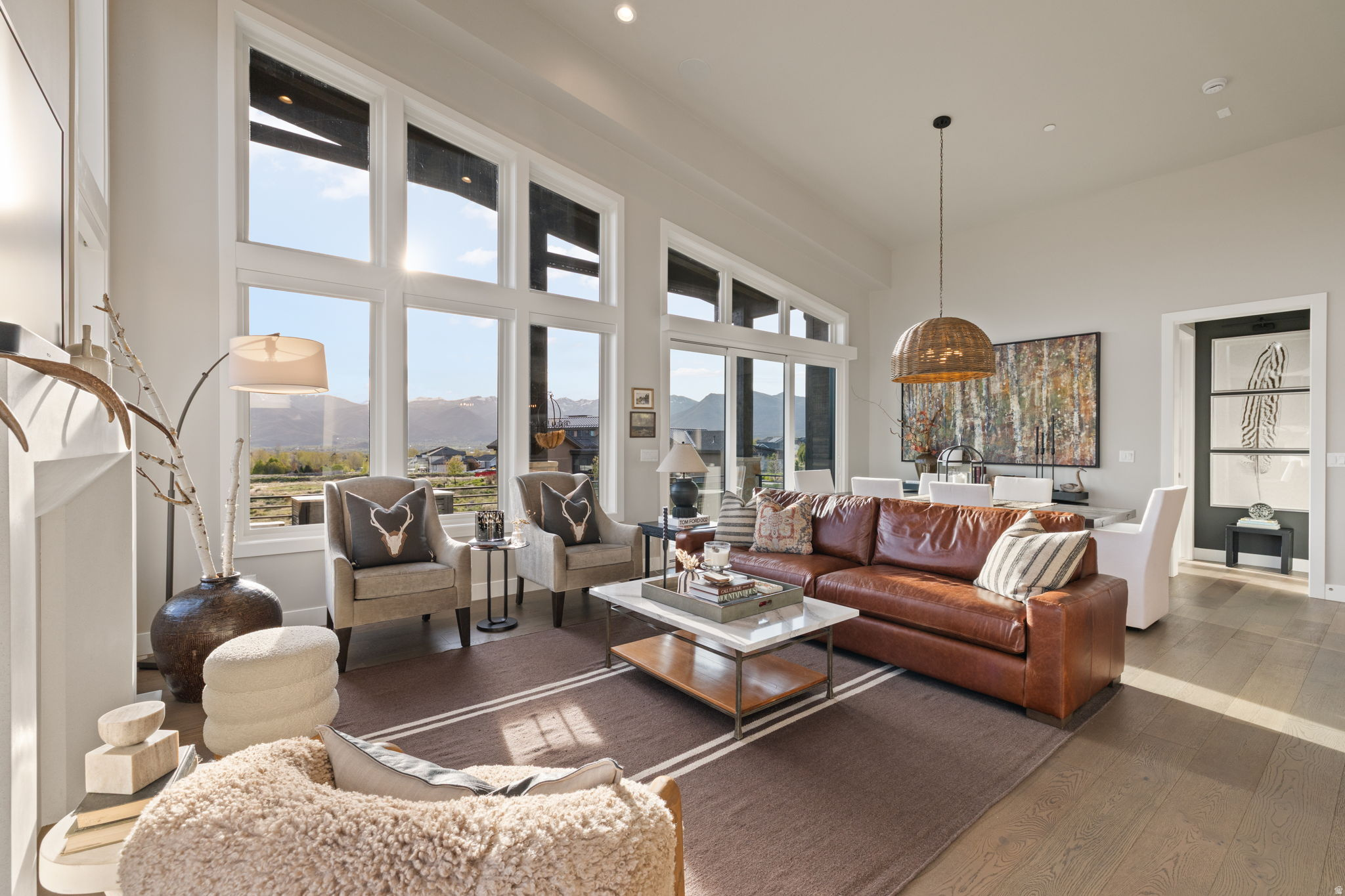 RED LEDGES - Residential