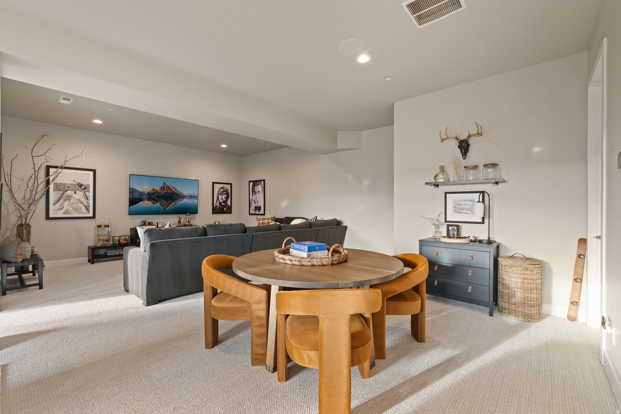 RED LEDGES - Residential