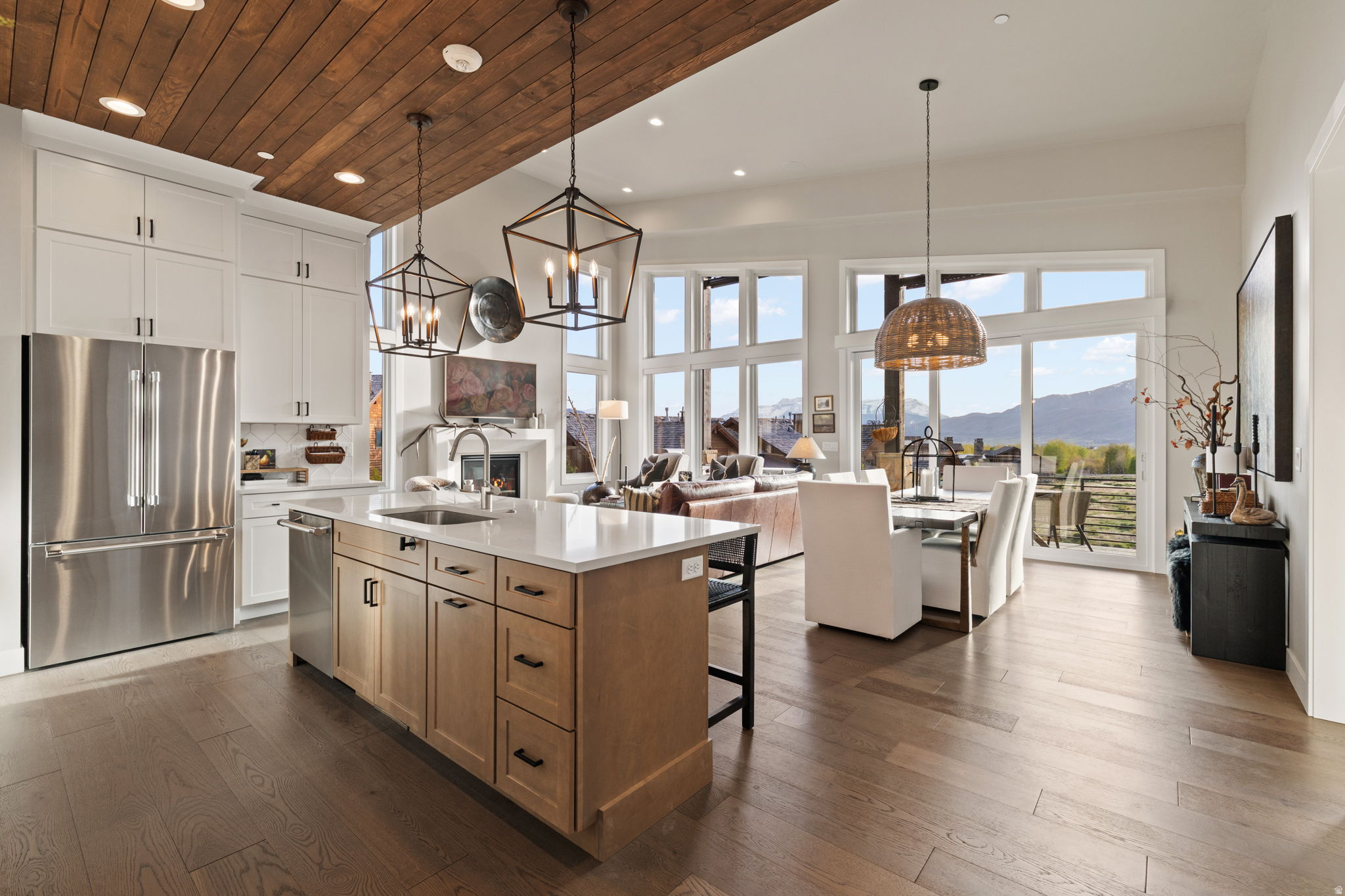 RED LEDGES - Residential