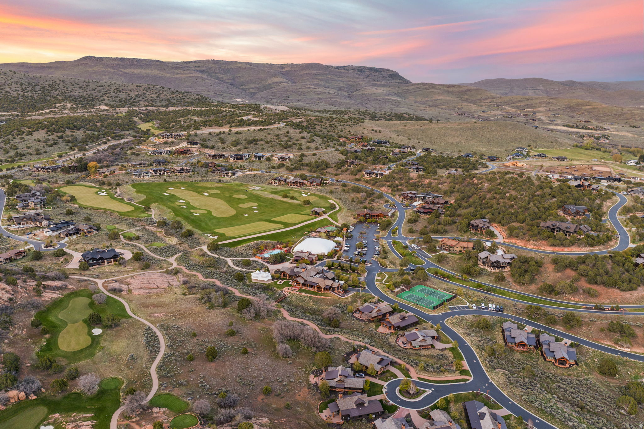 RED LEDGES - Residential
