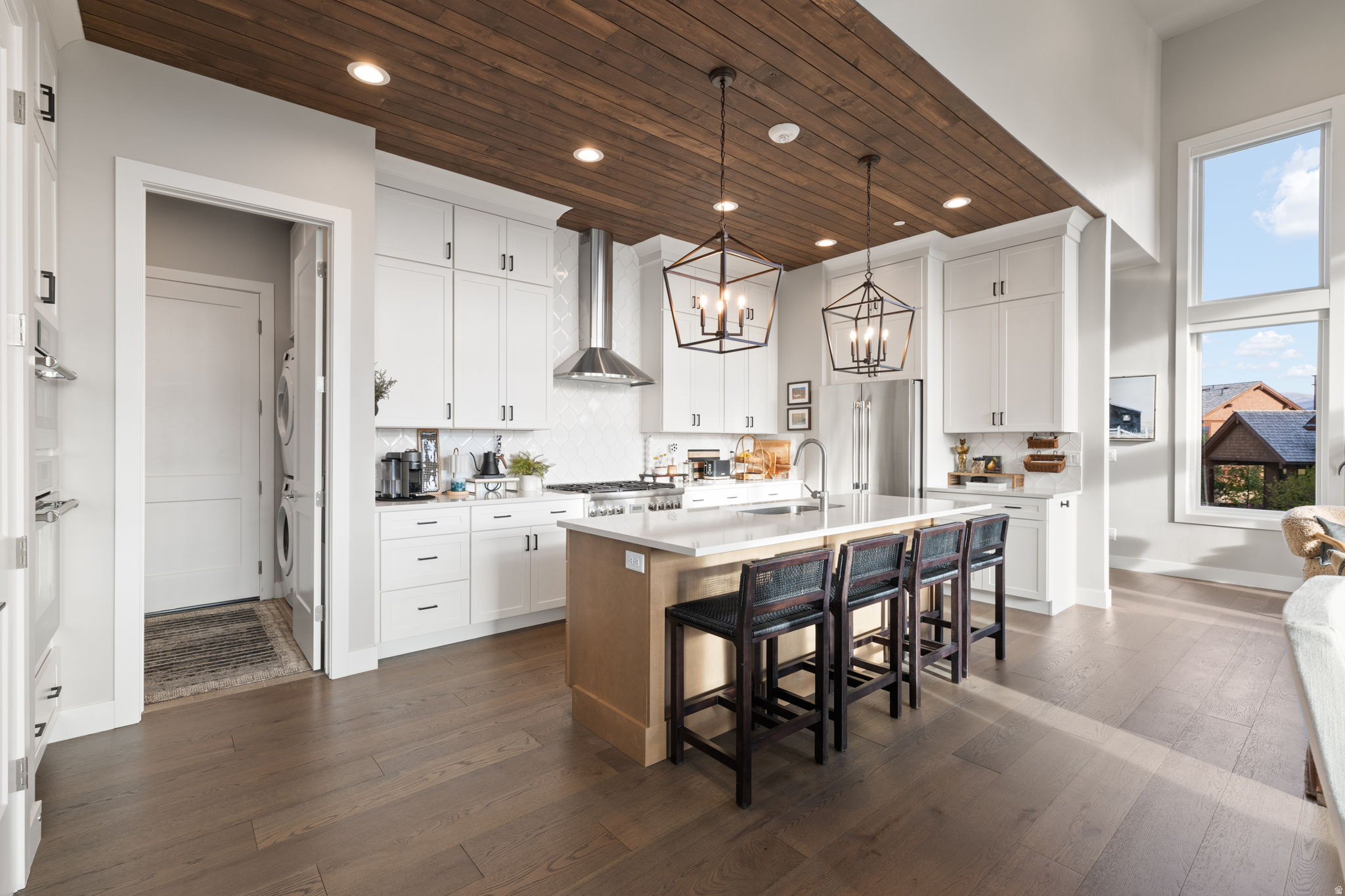 RED LEDGES - Residential