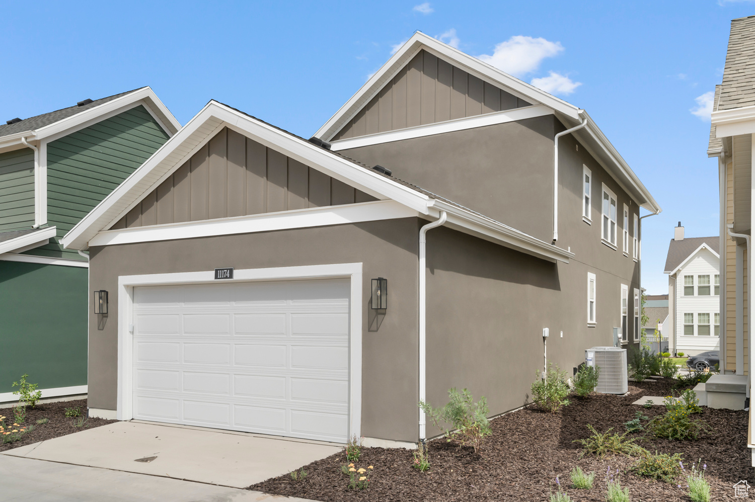 DAYBREAK CASCADES 400 - Residential