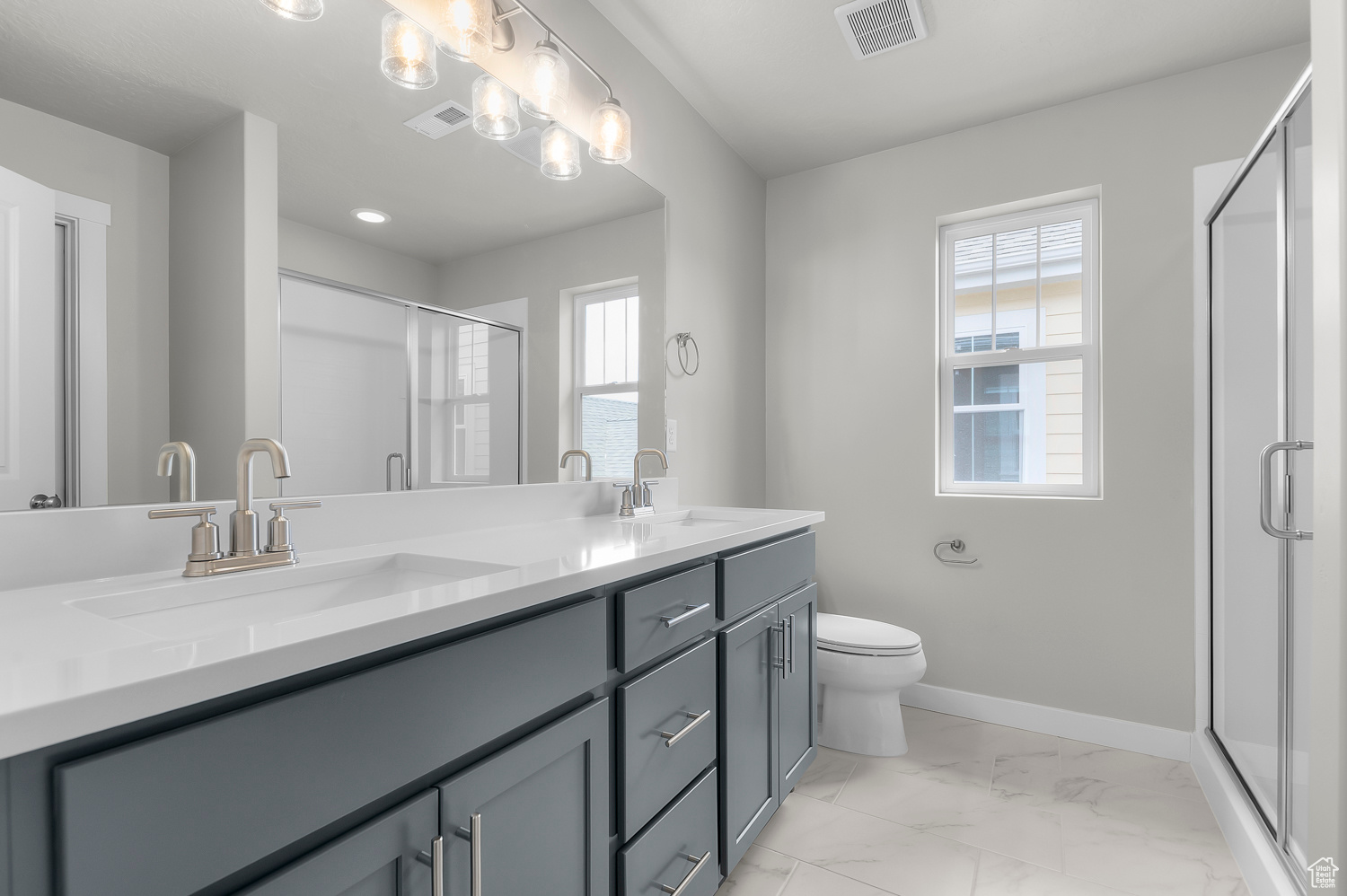 DAYBREAK CASCADES 400 - Residential