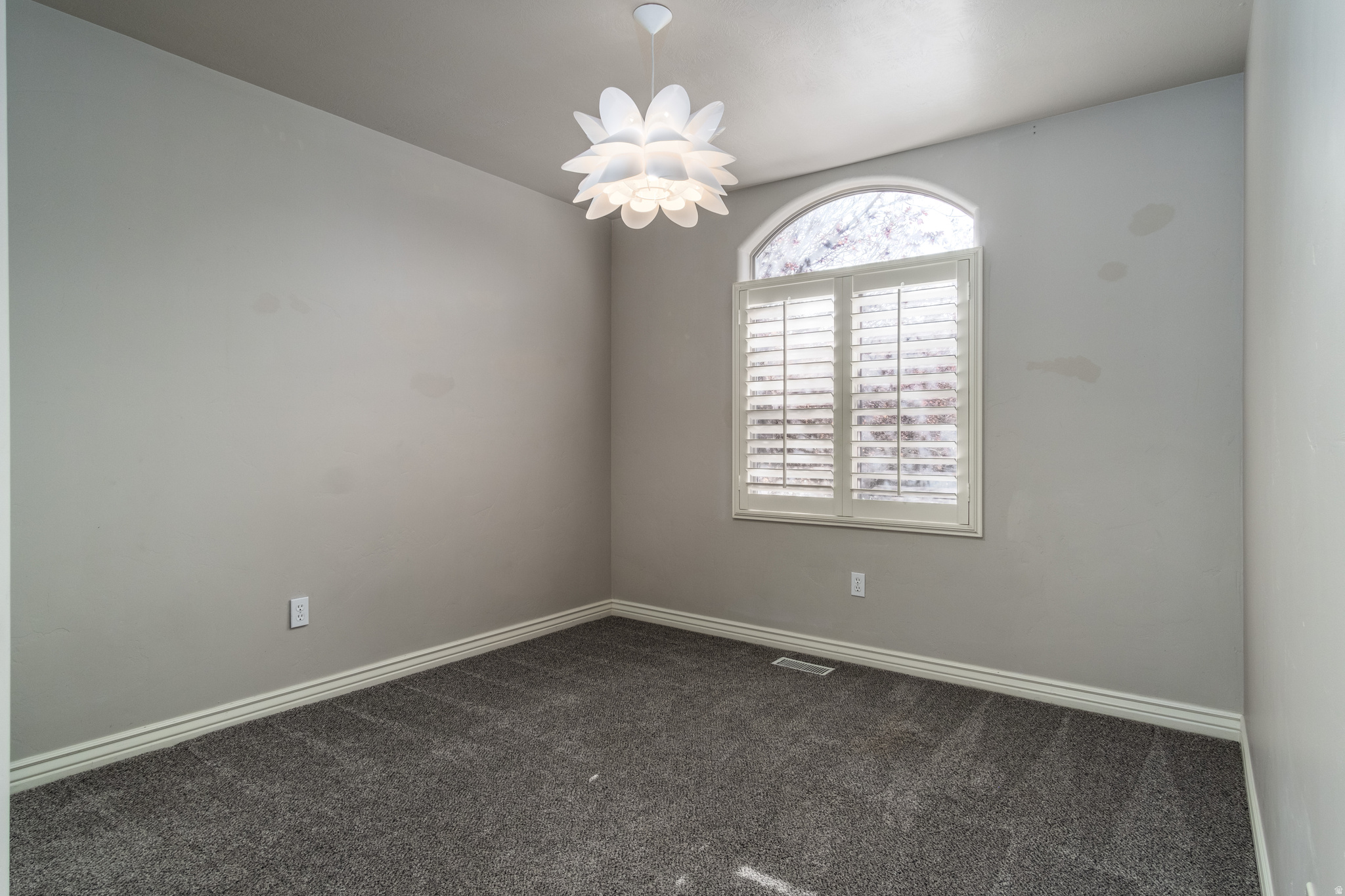 HERRIMAN VILLAGE - Residential