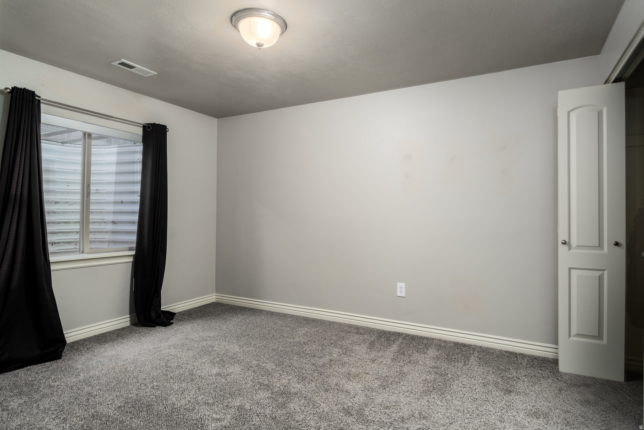 HERRIMAN VILLAGE - Residential