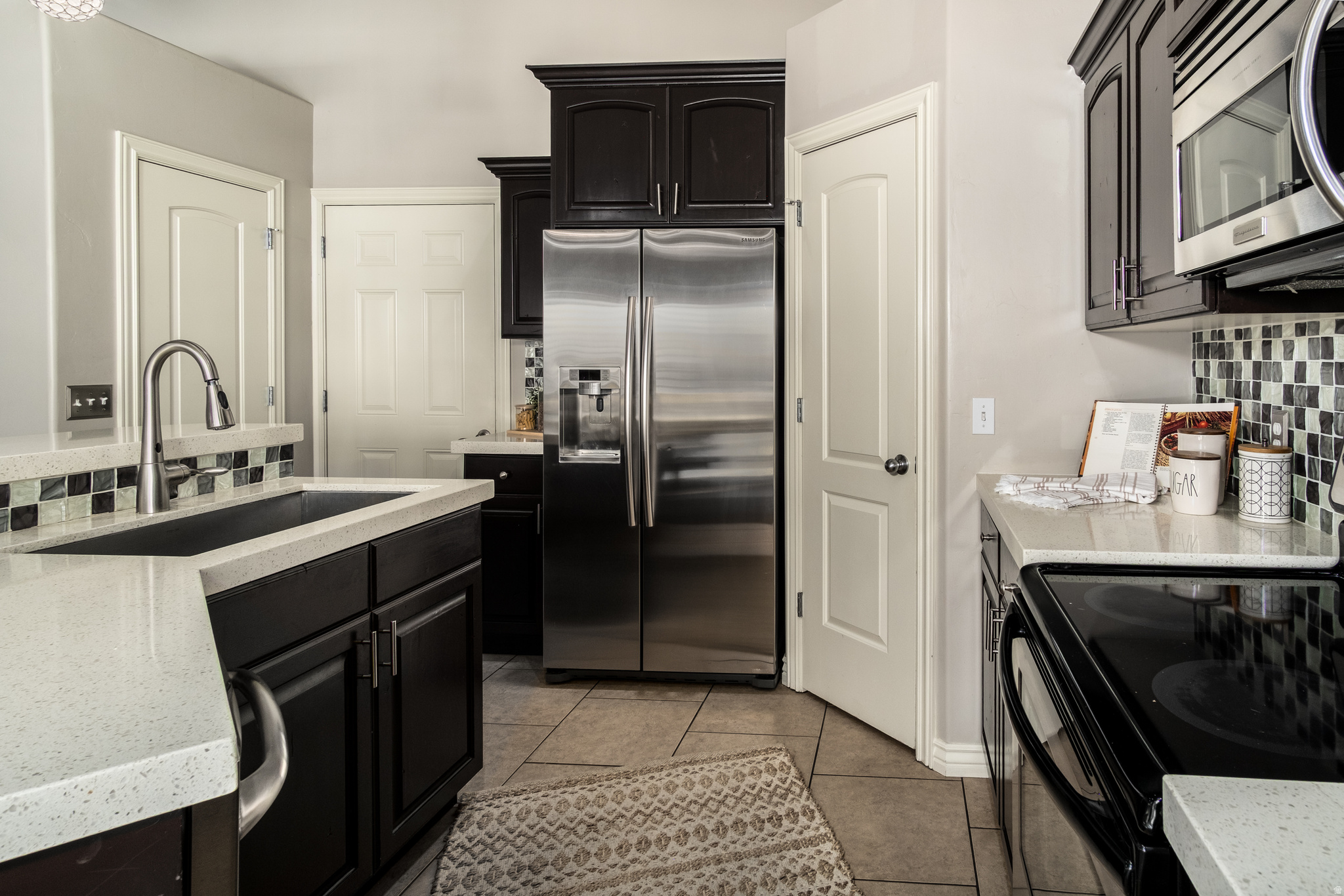 HERRIMAN VILLAGE - Residential