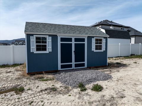 Tiny photo for 206 E MOUNT EMMONS DR #1438, Eagle Mountain, UT 84005 (MLS # 2149994)