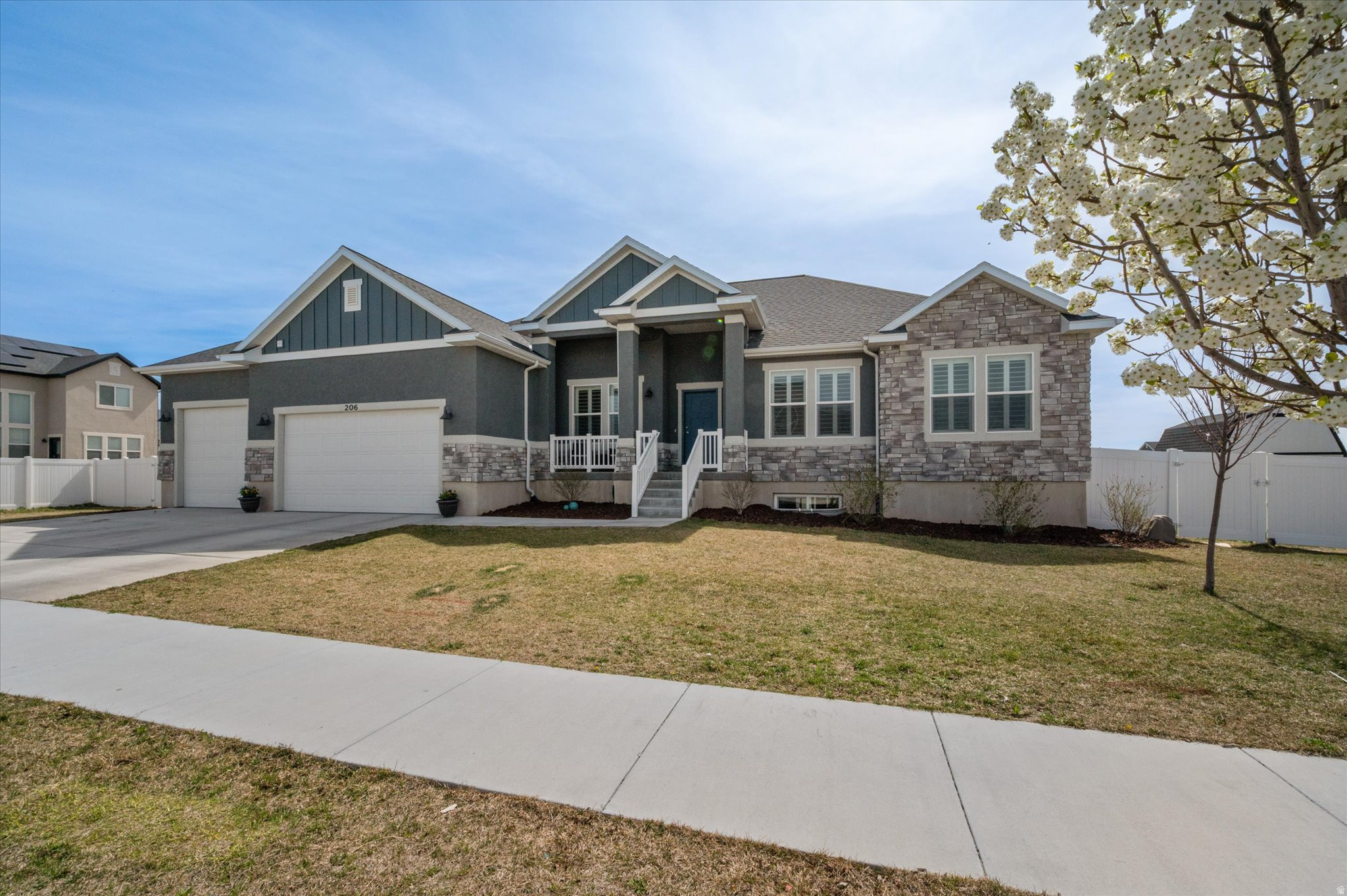 BRANDON PARK - Residential