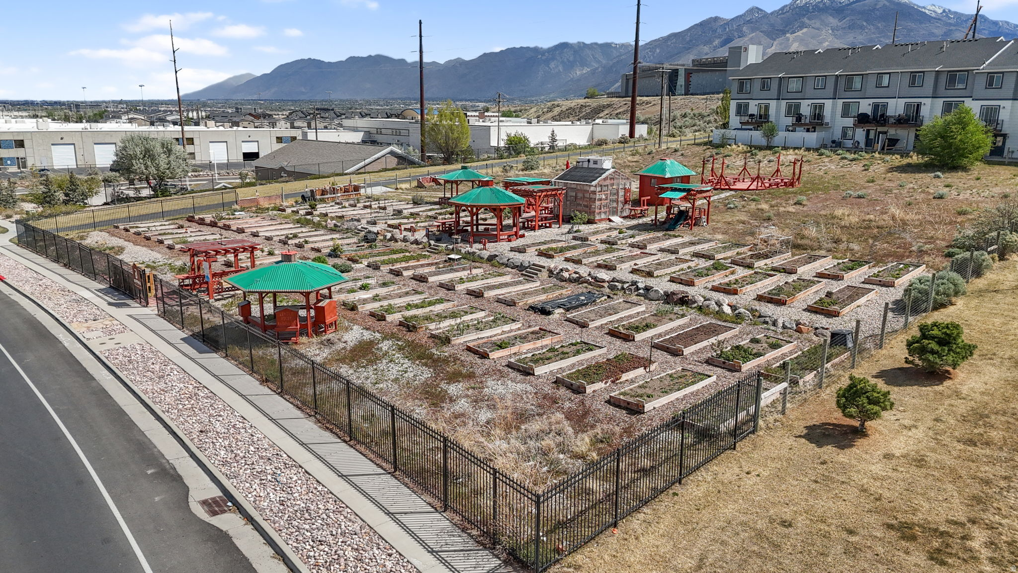 INDEPENDENCE - Residential