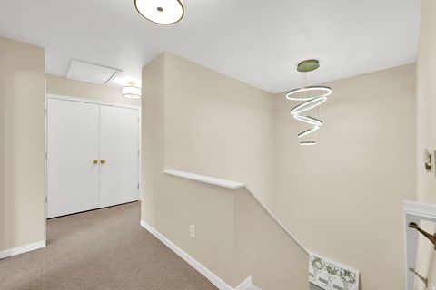 Tiny photo for 1771 BEAUMONT DR, Kaysville, UT 84037 (MLS # 2171157)