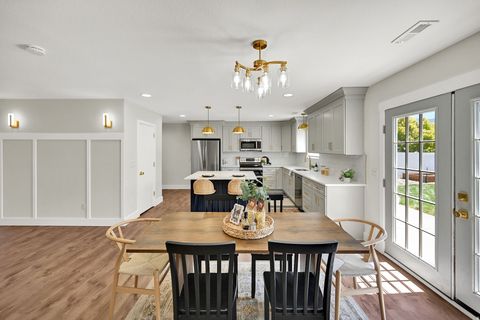 Tiny photo for 1771 BEAUMONT DR, Kaysville, UT 84037 (MLS # 2171157)