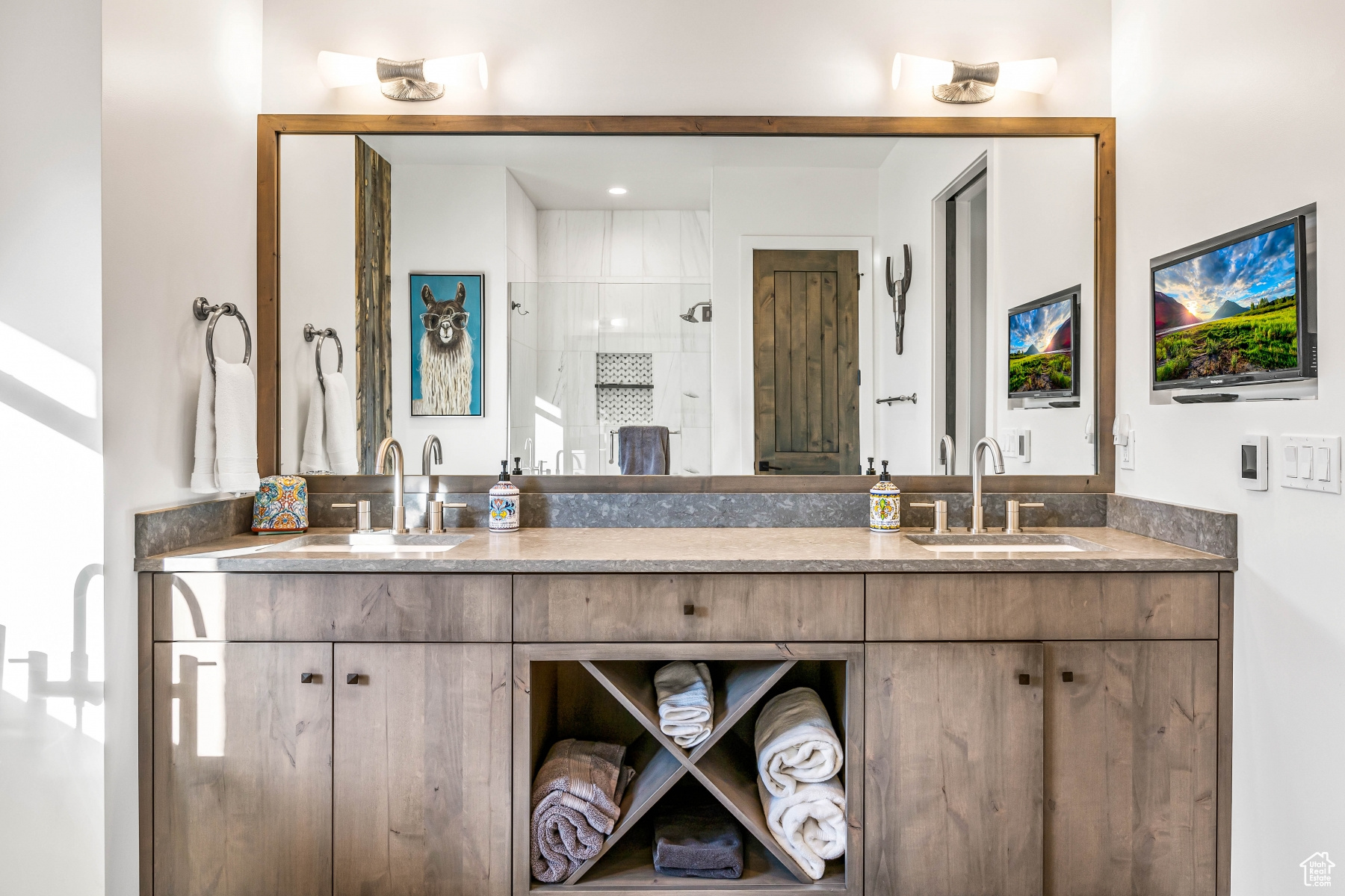 VICTORY RANCH CABINS - Residential