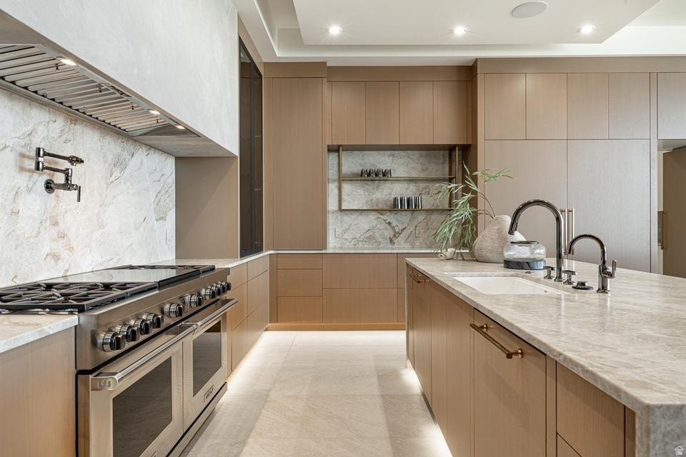 SOUTHERN SHORES - Residential
