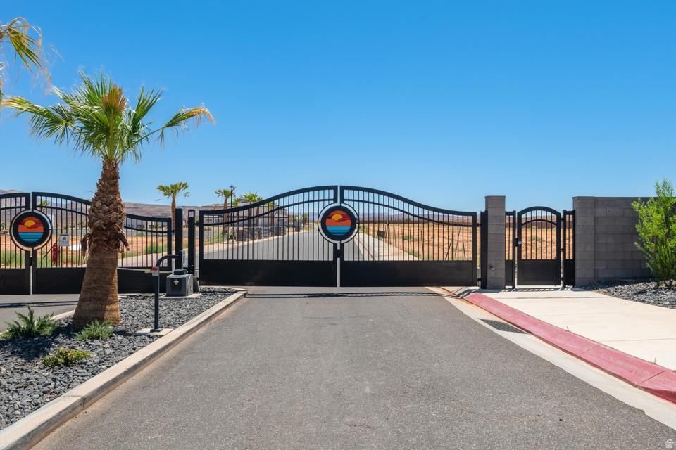 SOUTHERN SHORES - Residential