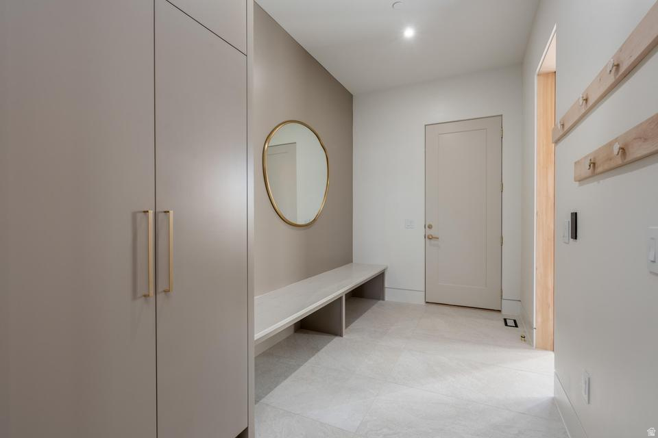 SOUTHERN SHORES - Residential