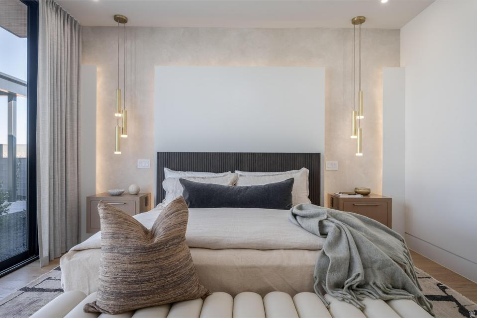 SOUTHERN SHORES - Residential
