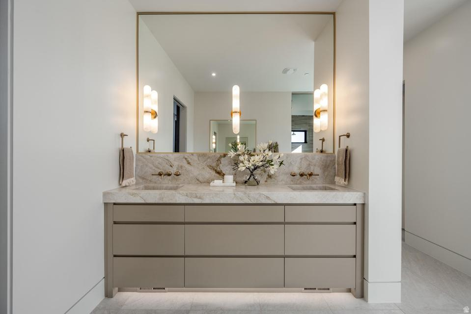 SOUTHERN SHORES - Residential