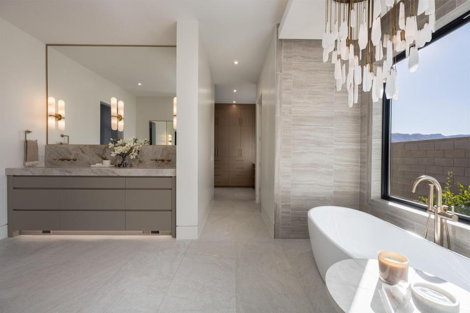 SOUTHERN SHORES - Residential