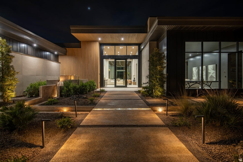 SOUTHERN SHORES - Residential