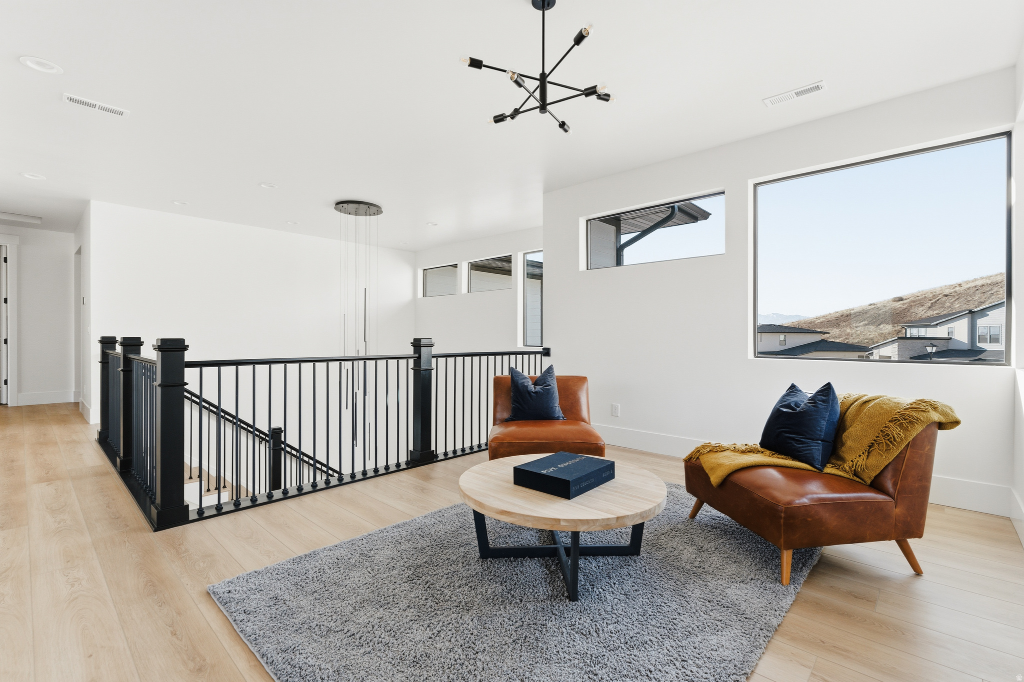 TRAVERSE MOUNTAIN - Residential