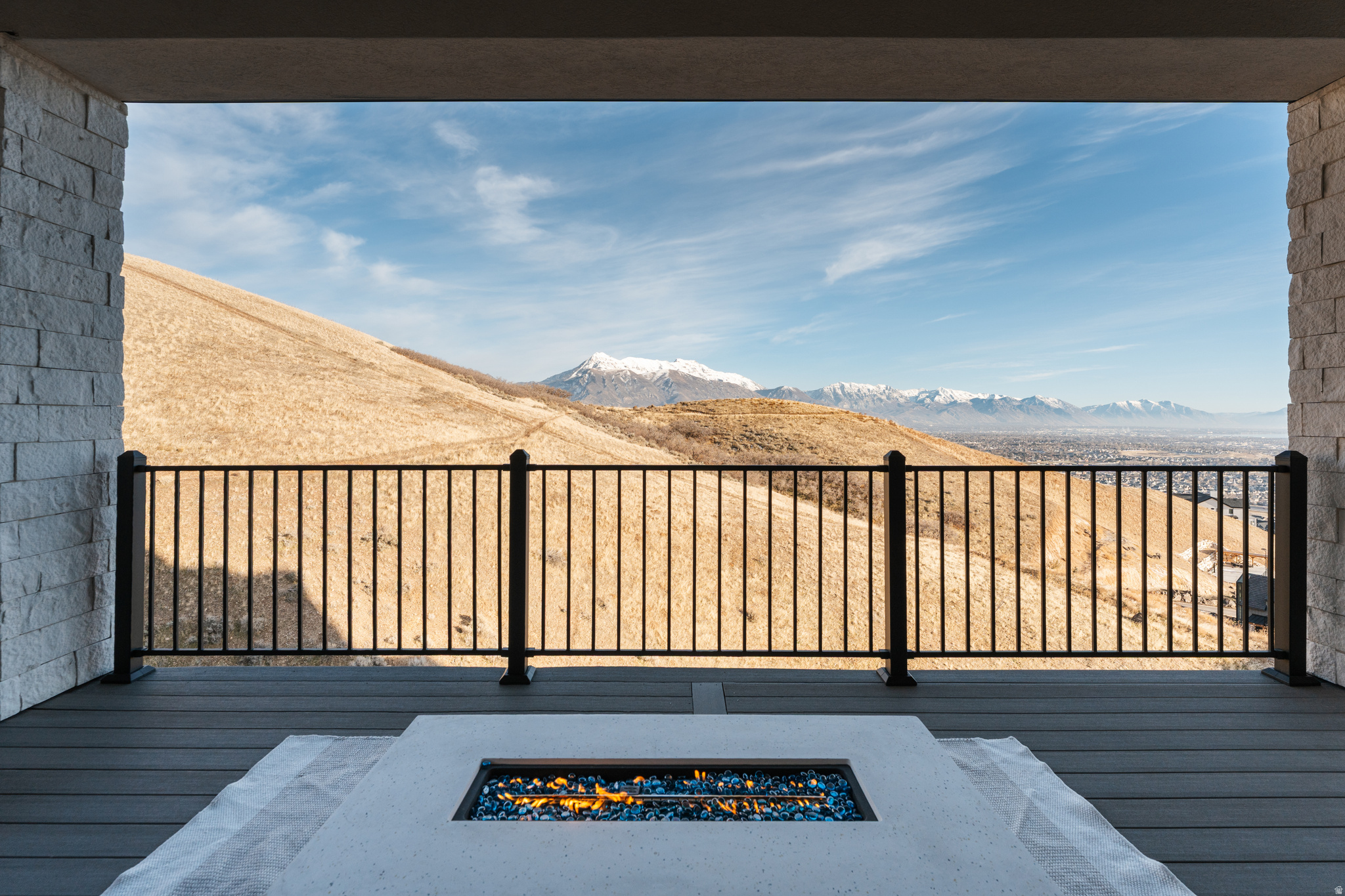 TRAVERSE MOUNTAIN - Residential
