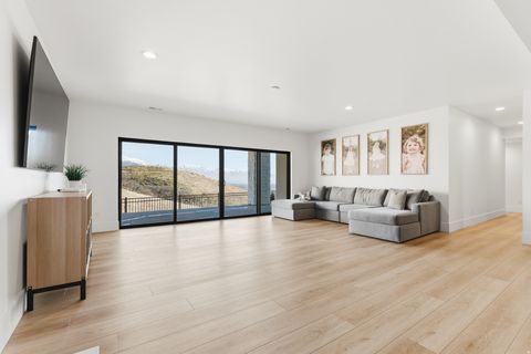 Tiny photo for 1109 W AUTUMN VIEW CIR, Lehi, UT 84048 (MLS # 2154568)