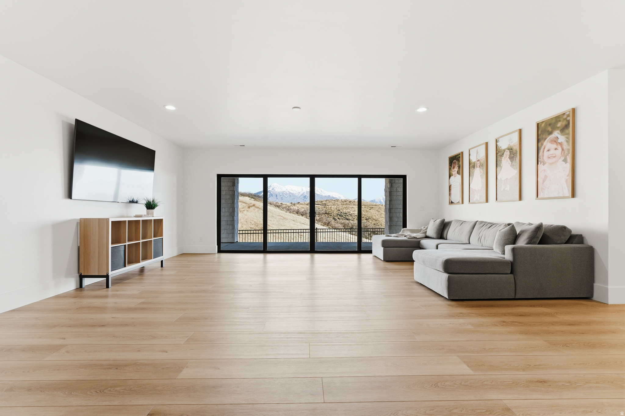 TRAVERSE MOUNTAIN - Residential