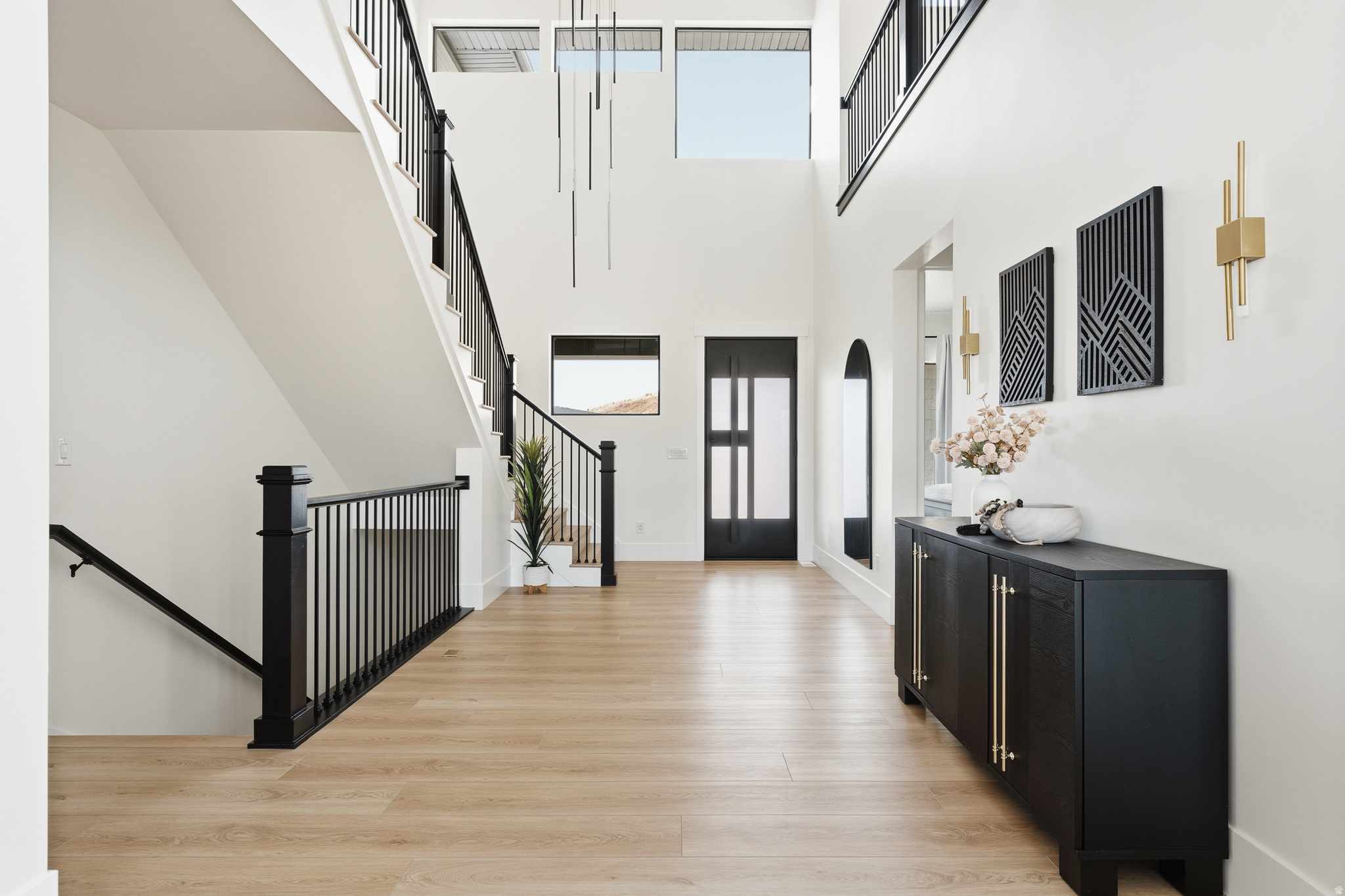 TRAVERSE MOUNTAIN - Residential