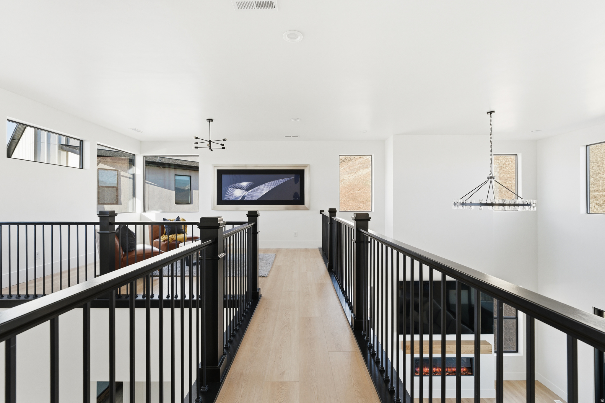 TRAVERSE MOUNTAIN - Residential