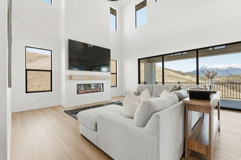Tiny photo for 1109 W AUTUMN VIEW CIR, Lehi, UT 84048 (MLS # 2154568)