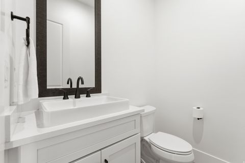 Tiny photo for 1109 W AUTUMN VIEW CIR, Lehi, UT 84048 (MLS # 2154568)