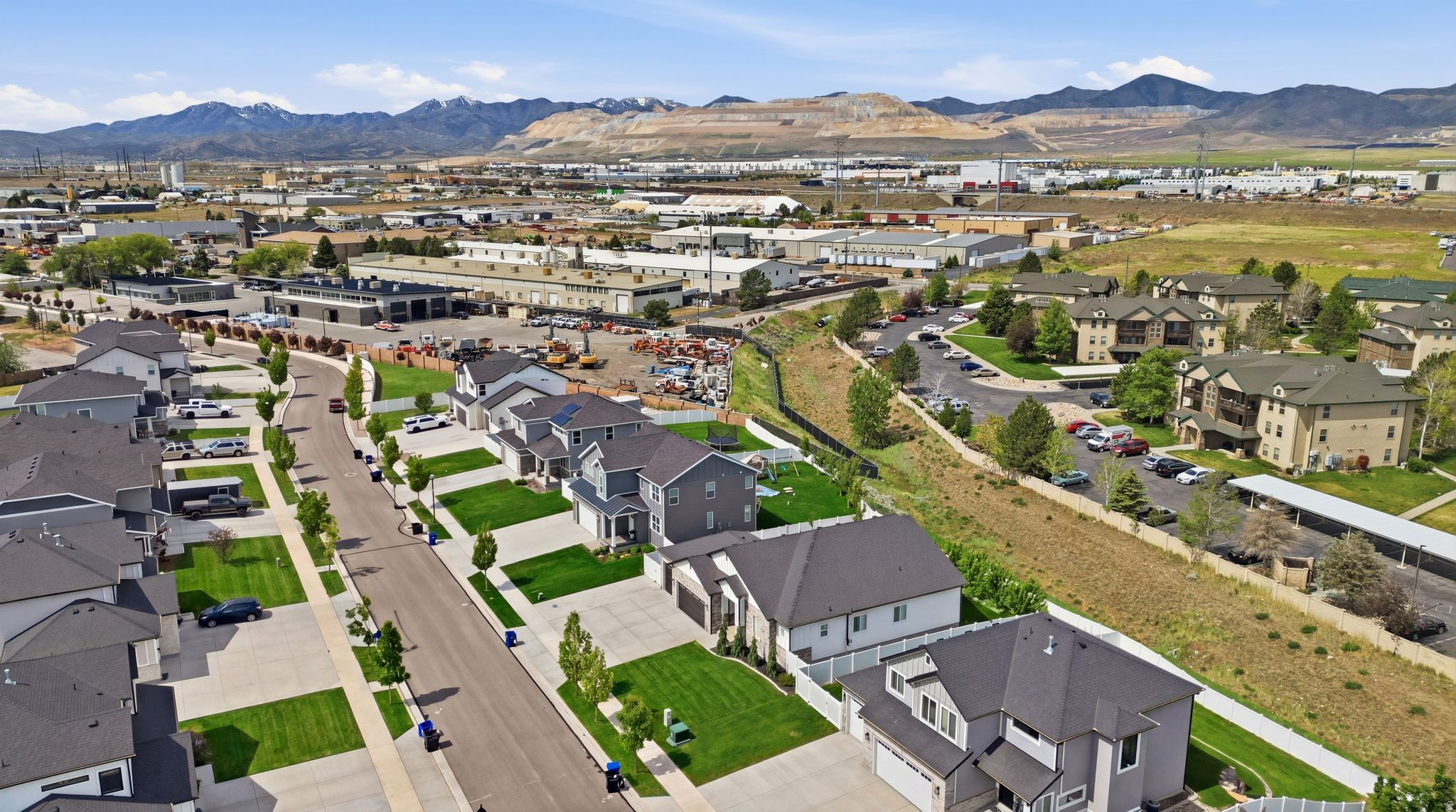 BOULDER RANCH - Residential