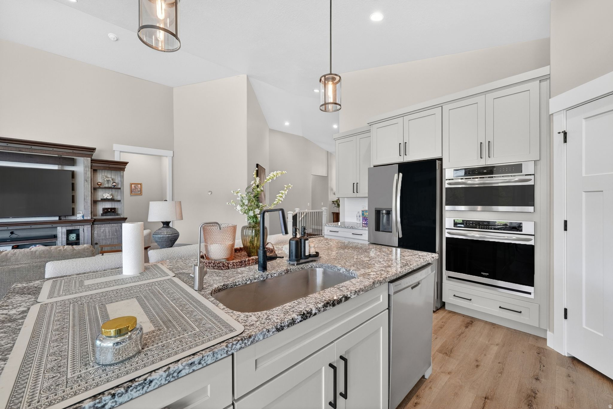 BOULDER RANCH - Residential