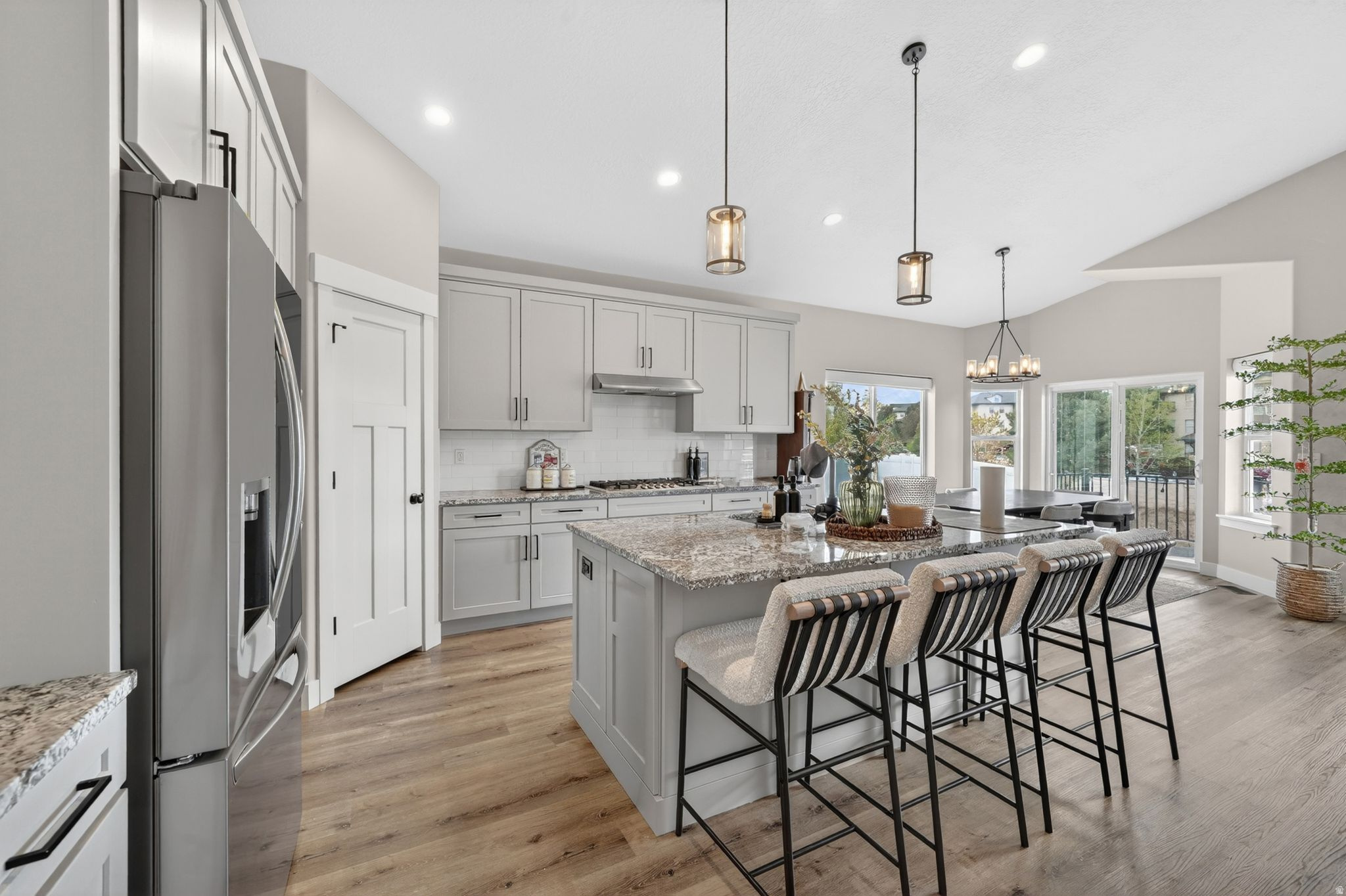 BOULDER RANCH - Residential