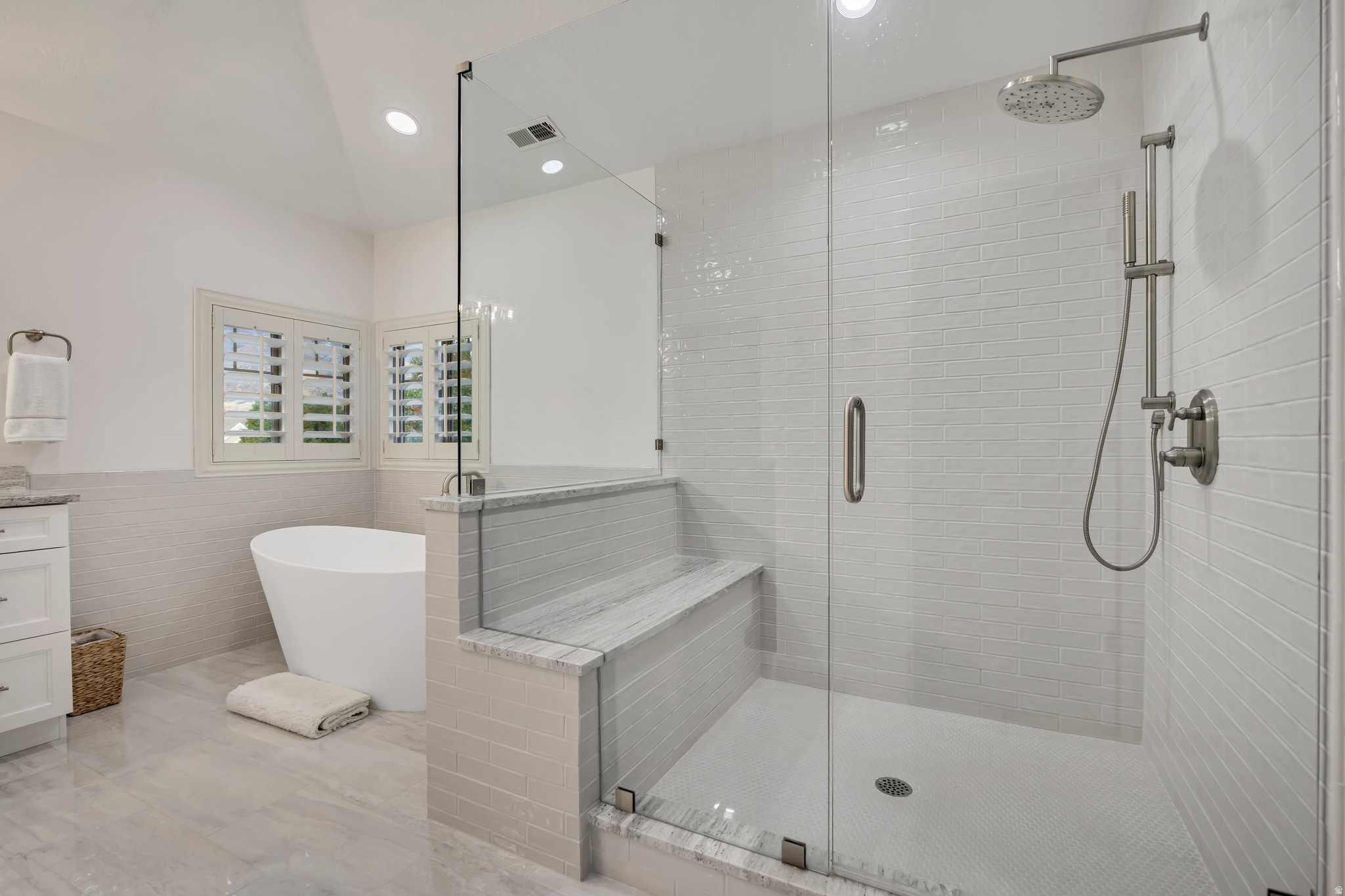 BELLEVUE - Residential