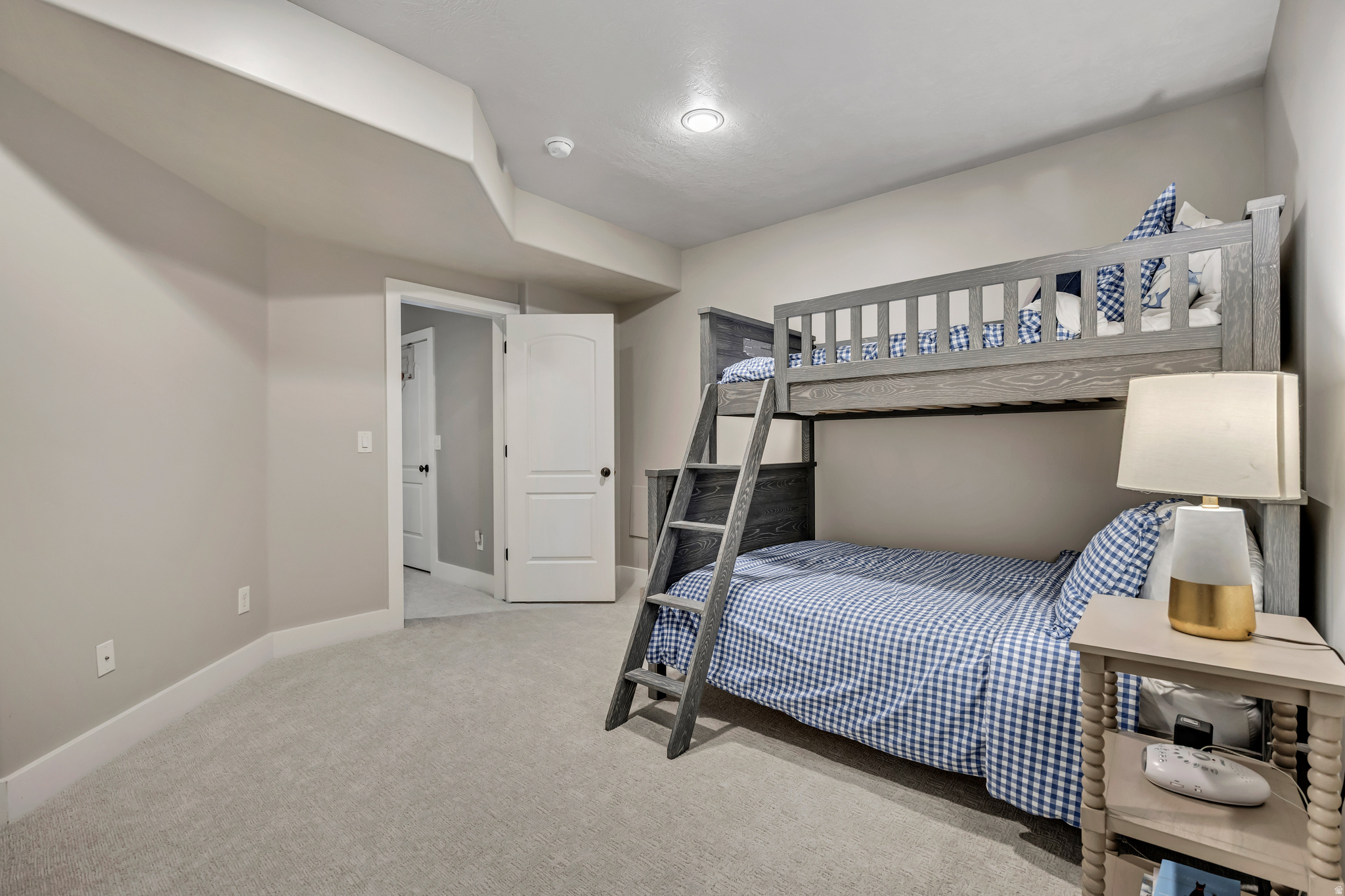 BELLEVUE - Residential