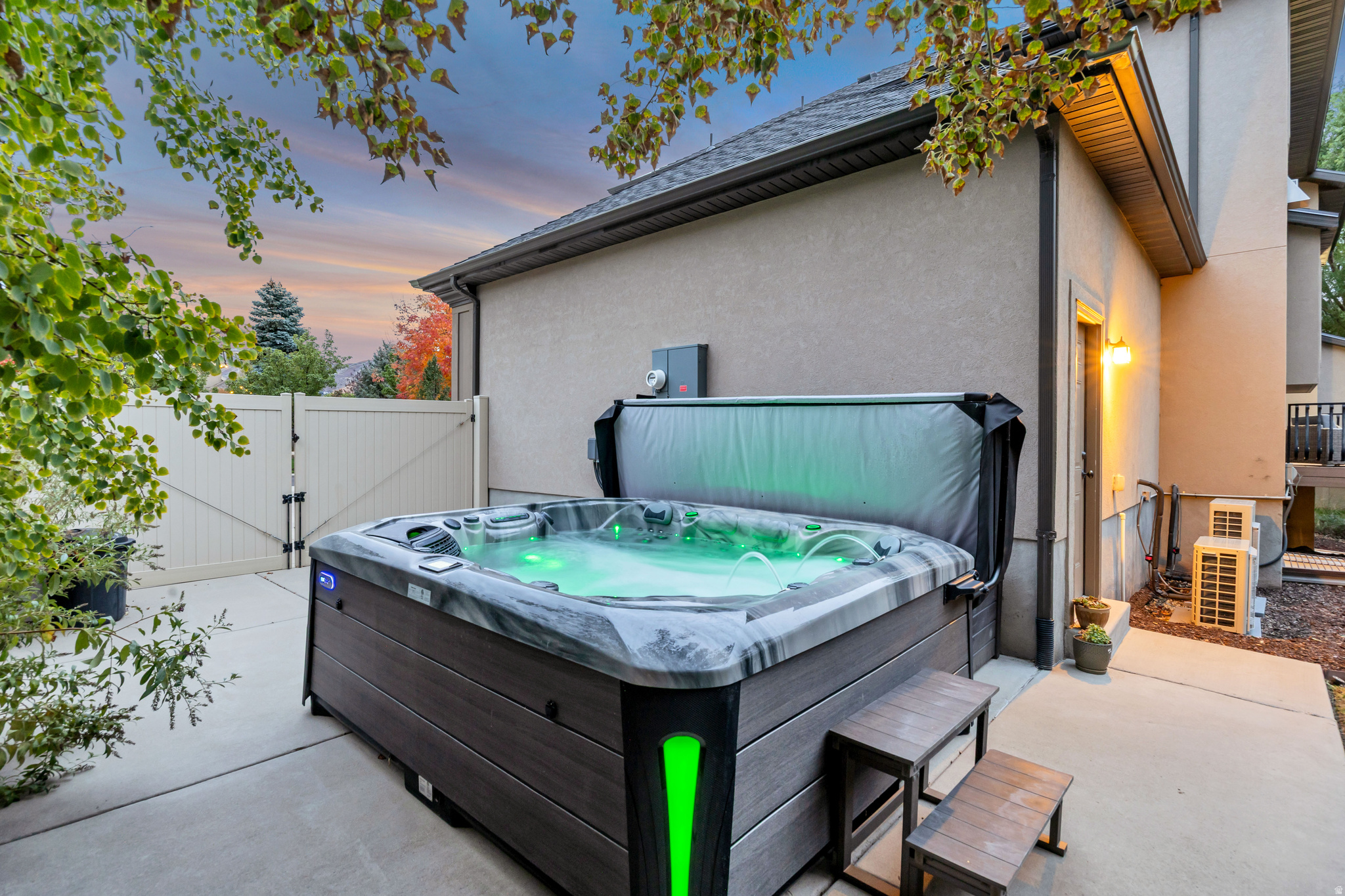 BELLEVUE - Residential