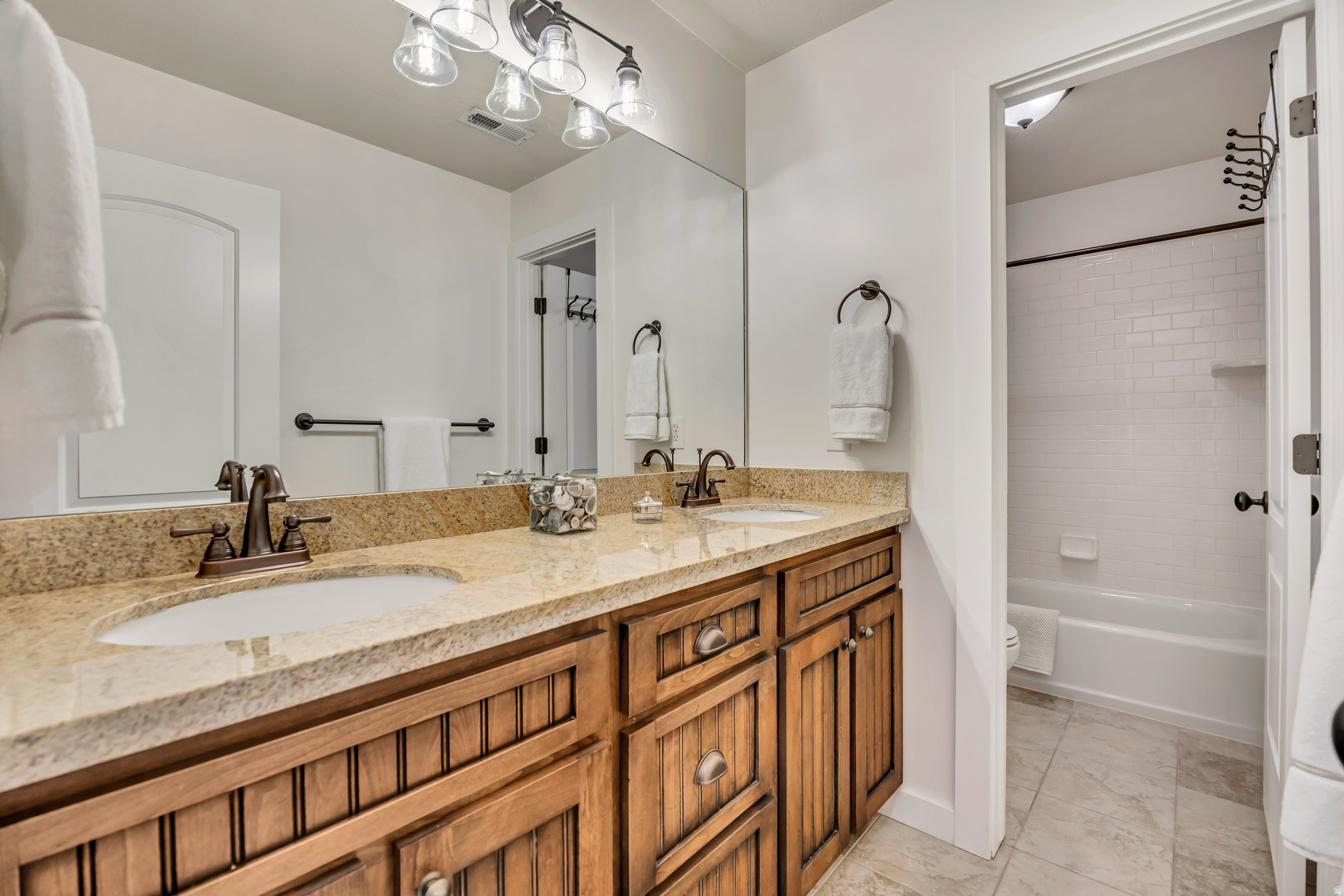 BELLEVUE - Residential