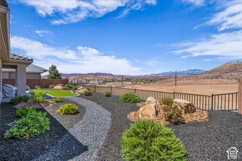 Tiny photo for 2710 W COLUMBO LN, Saint George, UT 84770 (MLS # 2191440)