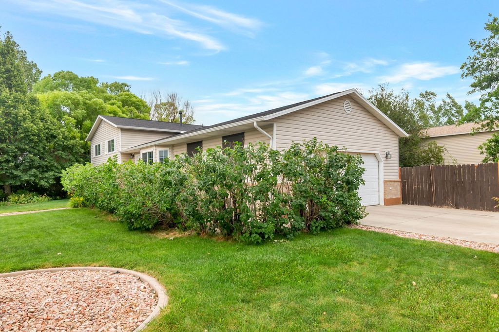 Photo of 1643 S 2600 E #38C, Spanish Fork, UT 84660 (MLS # 2168050)