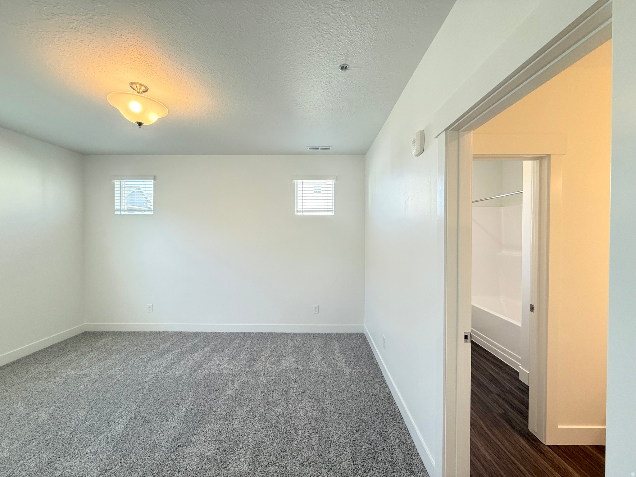 RIDGE - Residential Lease